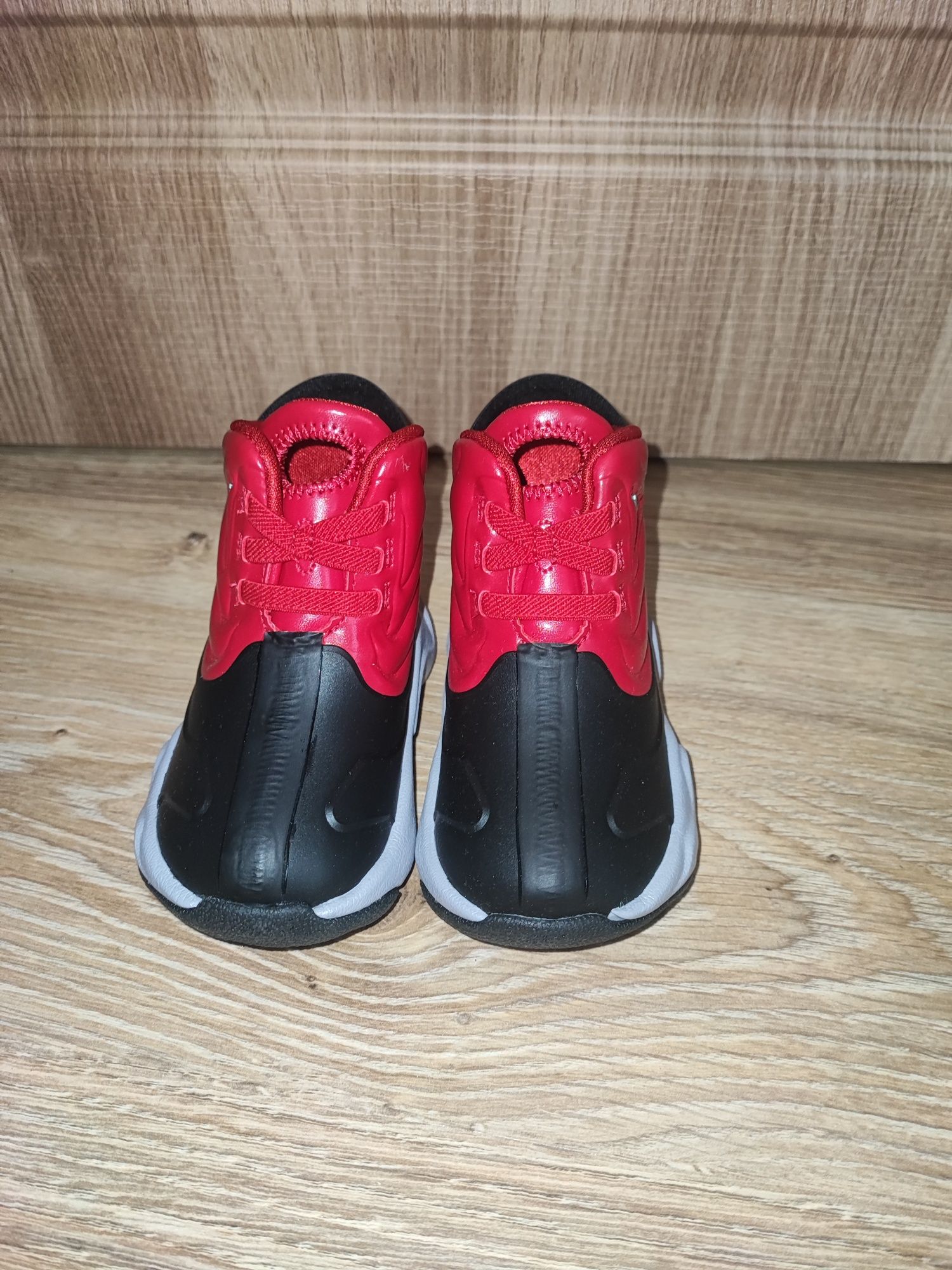 Бебешки ботуши Air Jordan UK3.5 EUR19.5