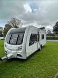 Rulota Coachman VIP, Centrala, mover, pat matrimonial, baie mare