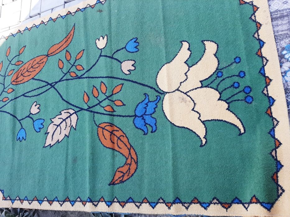 Продается ковры и дорожки