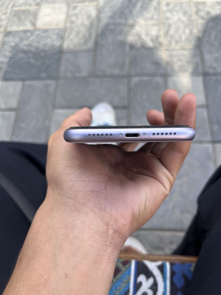 Iphone 11  жағдайы жақсы срочна 85 берп жберем