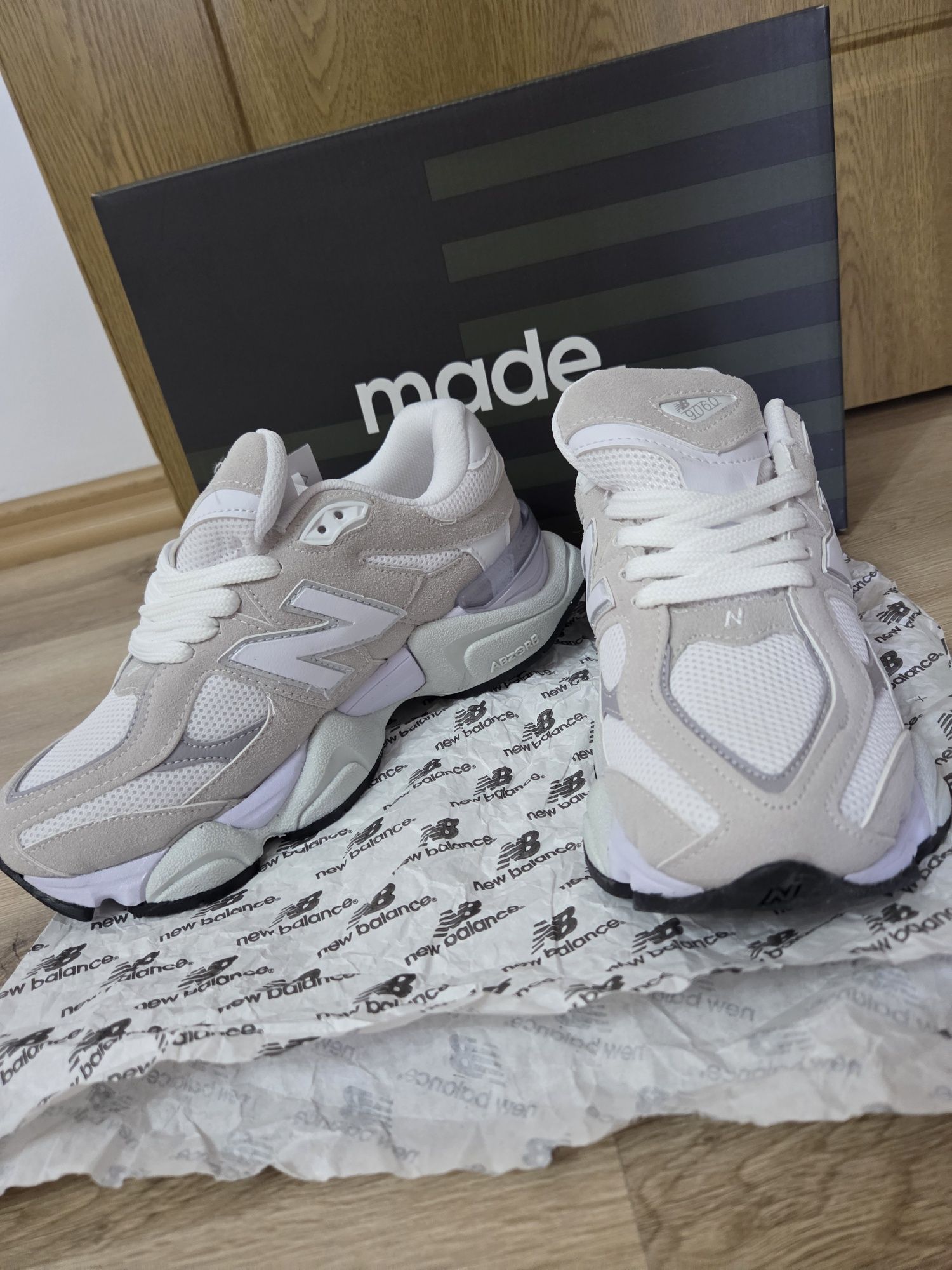 Adidasi New Balance 9060 - Piele naturala