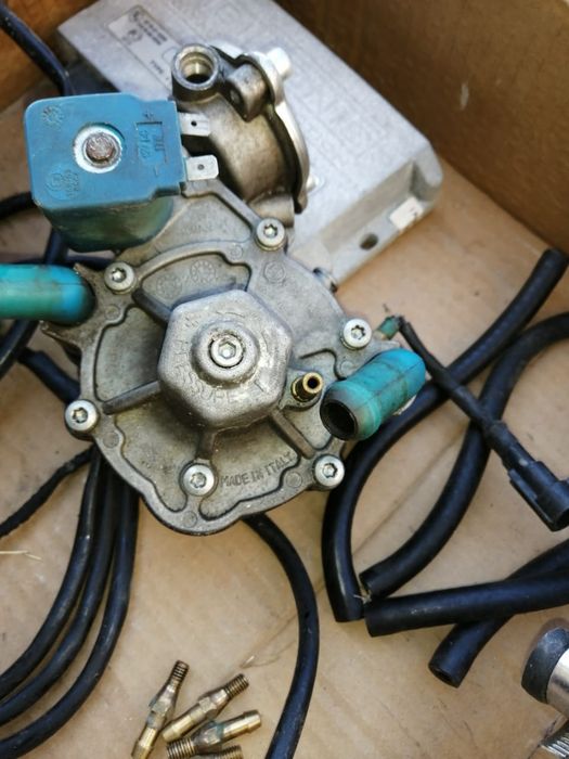 Продам газовое оборудование для машины