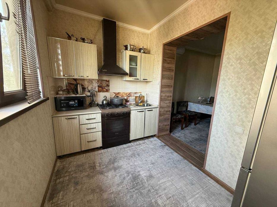 Сдается в аренду 3-х комнатная квартира Аския базар 3/5/9