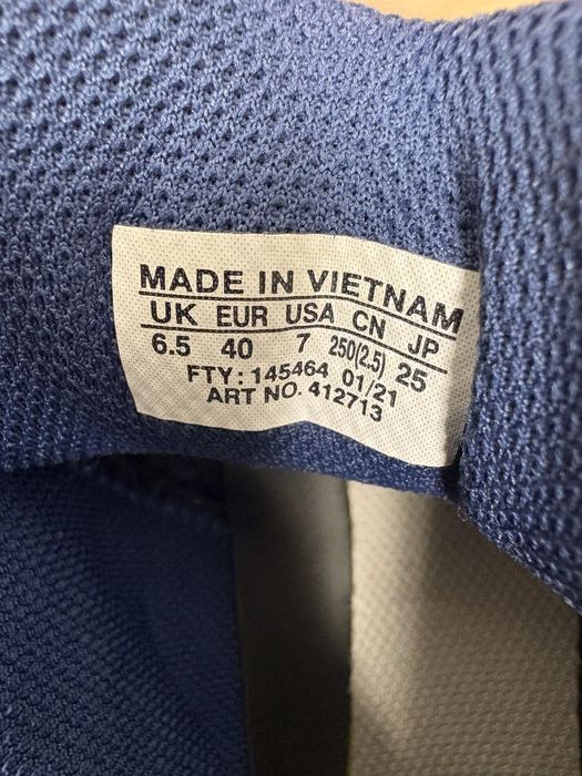 Salomon (marimea 40) papuci drumetie