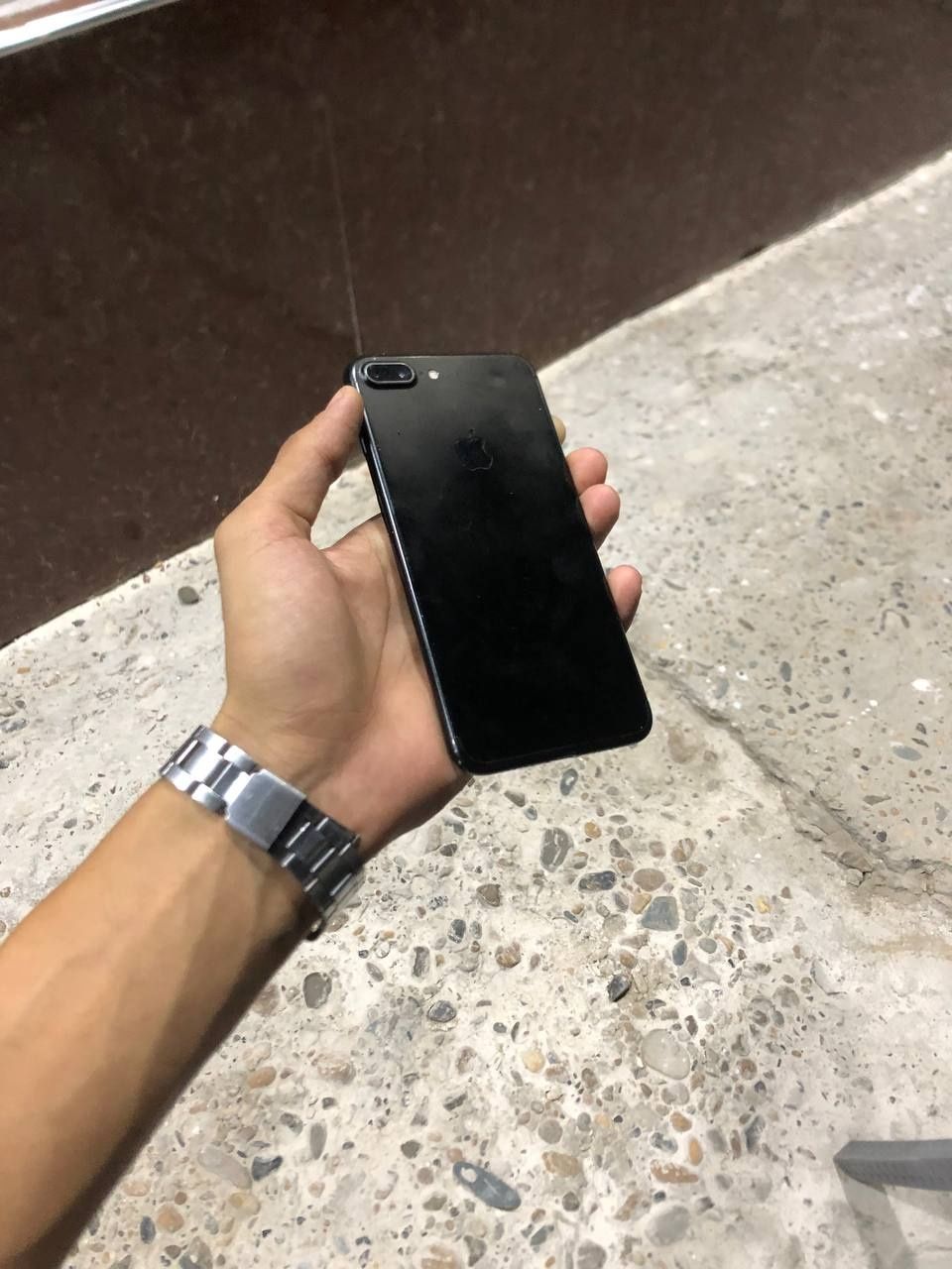 Iphone 7 plus  .