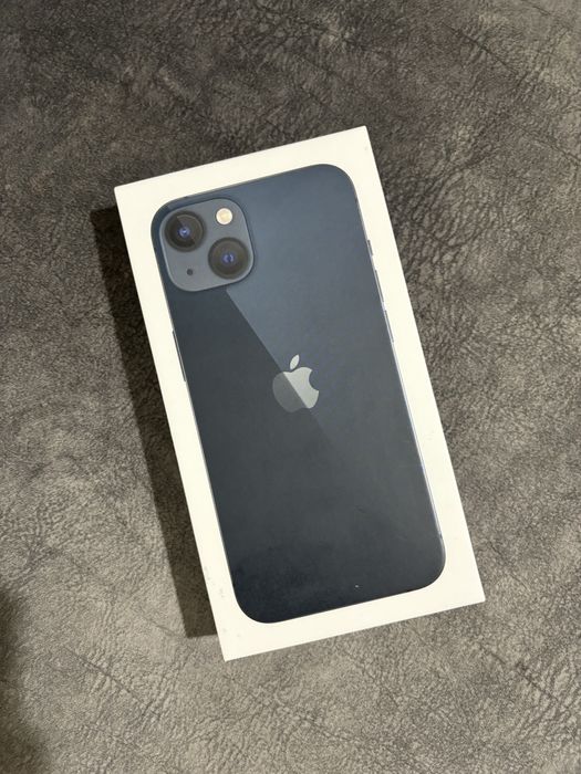 iPhone 13 с гарантией