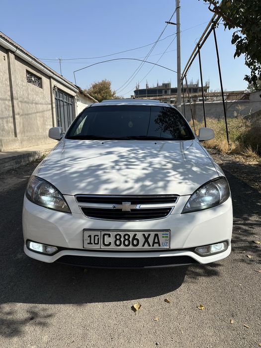 Gentra Aftomat 2020 srochna sotiladi Kraskasi toza