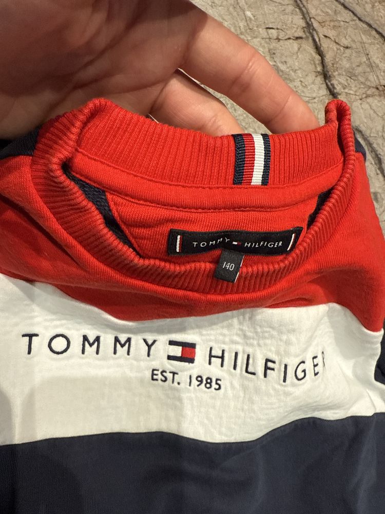 Детски Спортен комплект и тениска Tommy Hilfiger 10