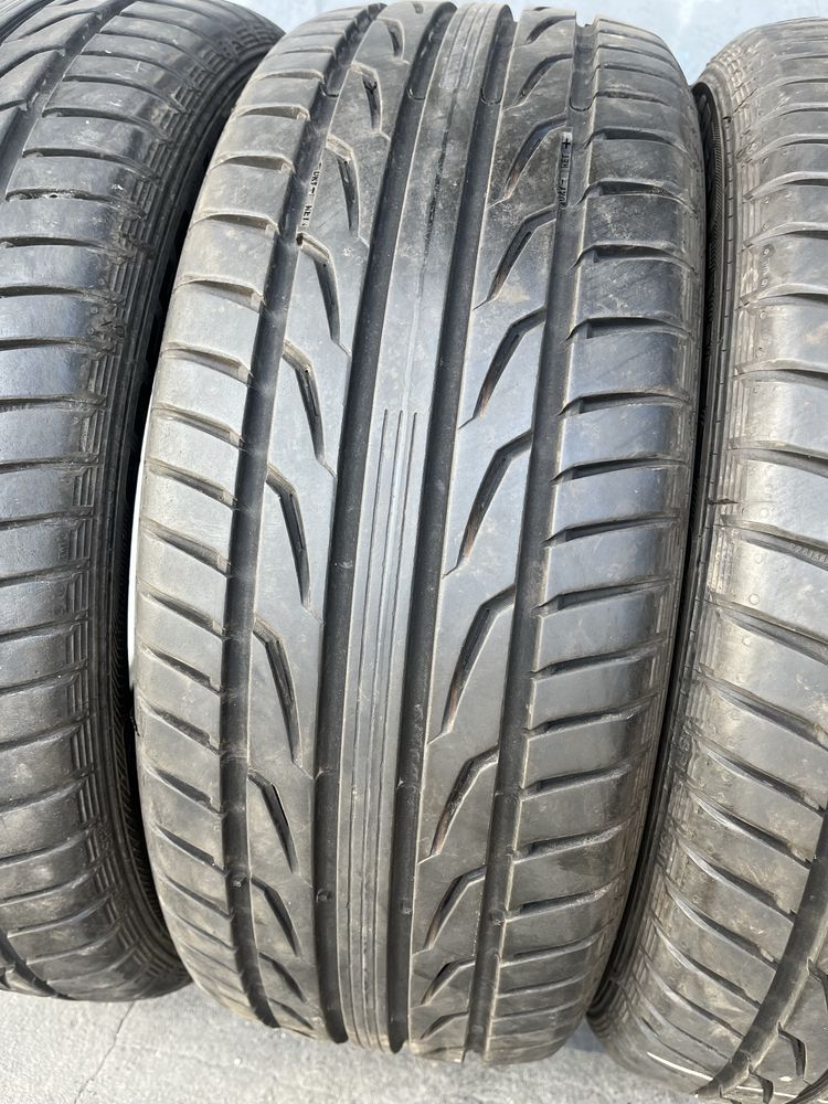 4 бр. летни гуми 205/55/16 Semperit 7,5 mm DOT 2x1319 2x4817