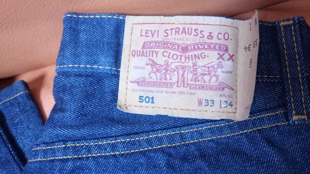 Новые джинсы LEVI STRAUSS оригинал . Привозные из Европы.