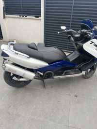 Scuter yamaha T MAX 500