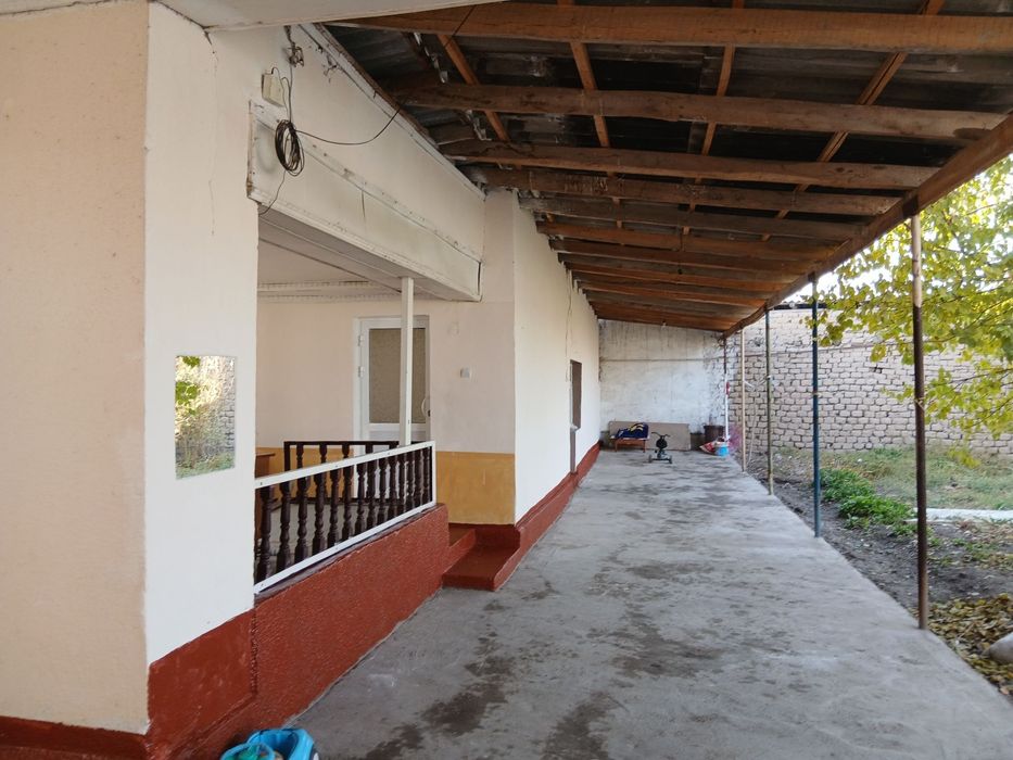 Srochna Uy sotiladi 3 sotix 3 xona