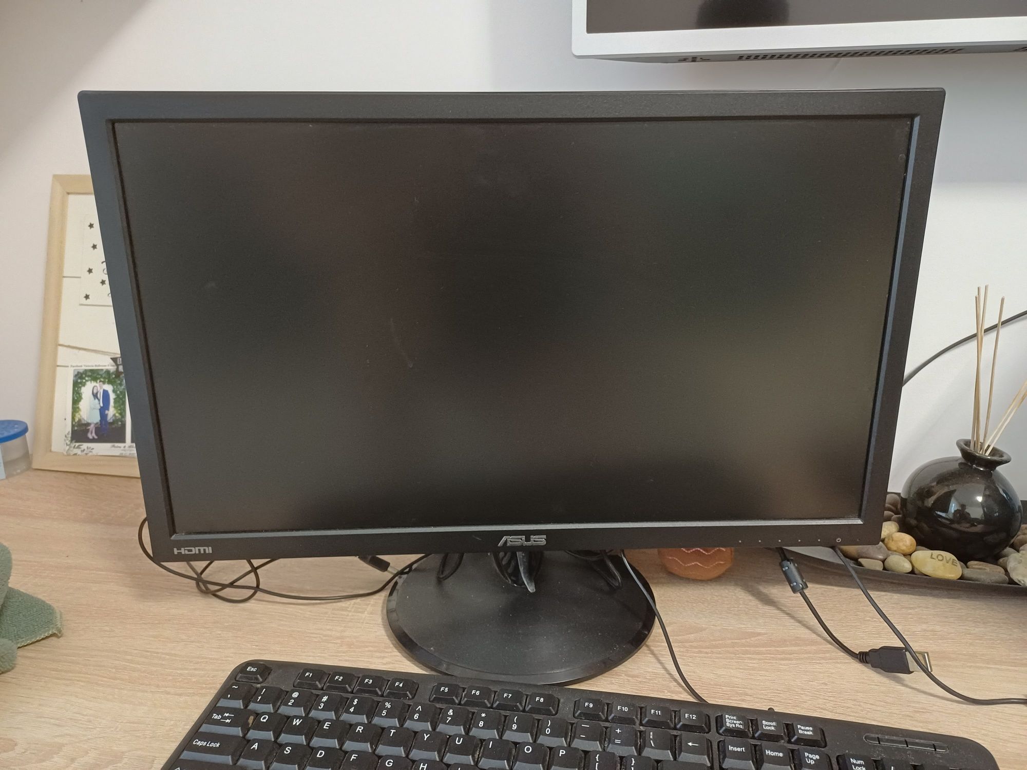 Unitate PC+monitor