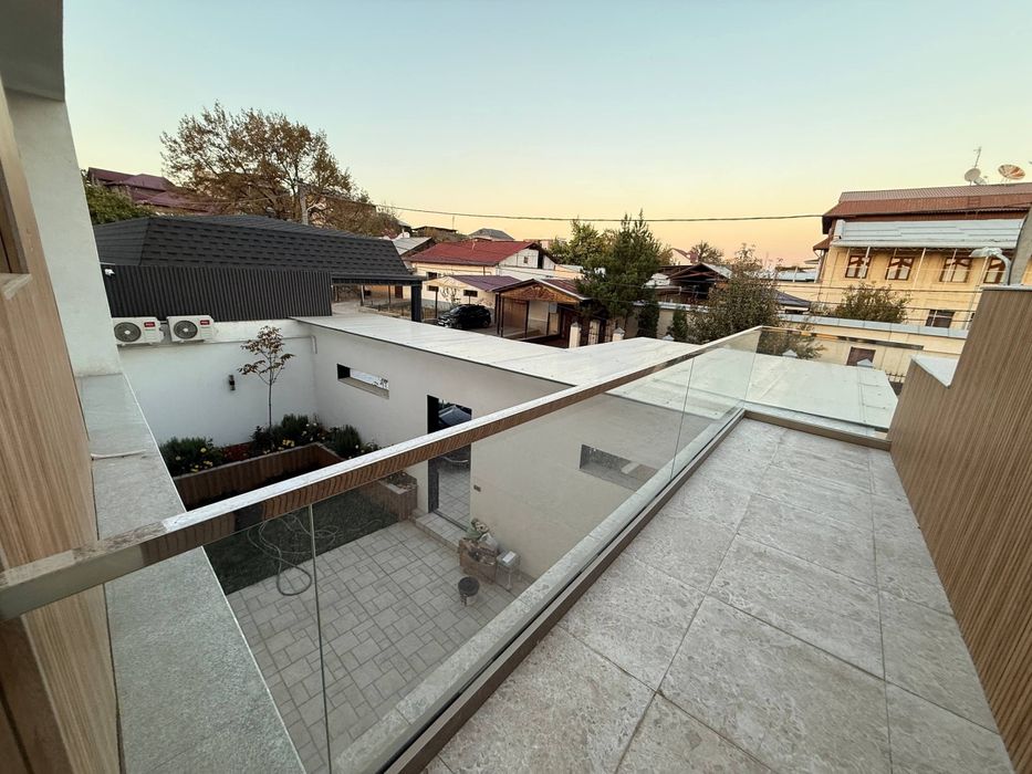 Продам Евро-Дом на Циолковского 2 соток, 5 комнат