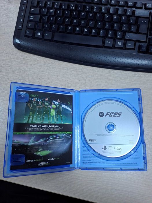 CD FC 25 pentru PlayStation 5 - ca si nou, fara zgarietura