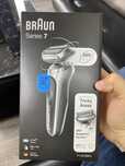 Shaver braun series 7 - 71-s1000s