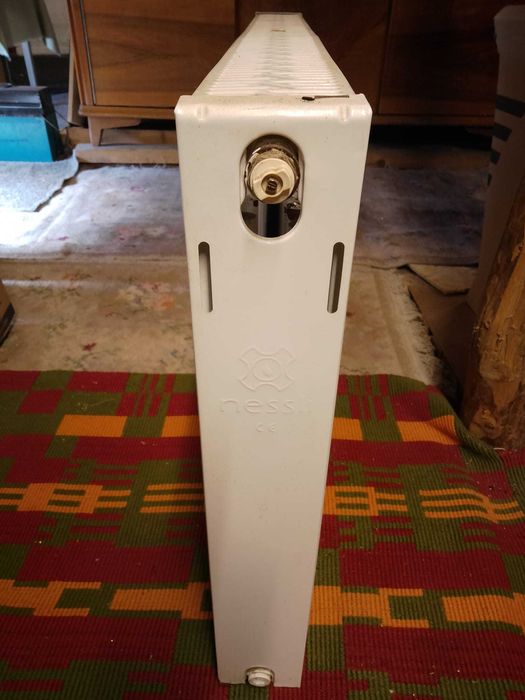 Calorifer otel Nessli 1000x600.