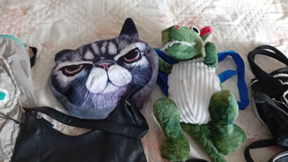 Дамски чанти различни модели