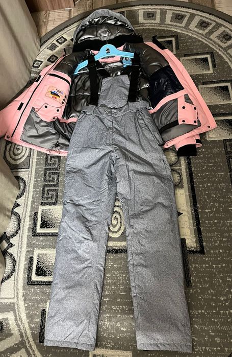 Продам зимний костюм