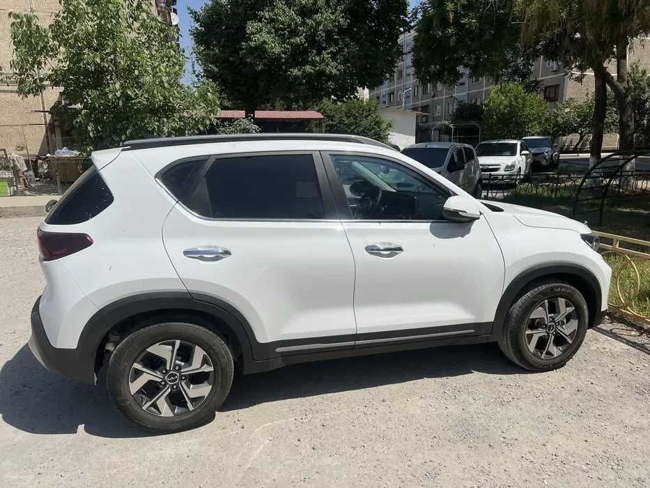 Kia sonet 1 pozitsiya