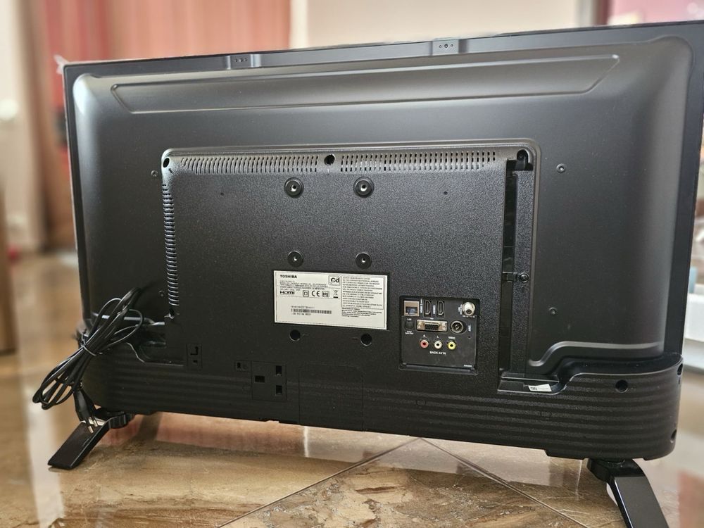 Смарт Телевизор Toshiba 32LA2063DG Android