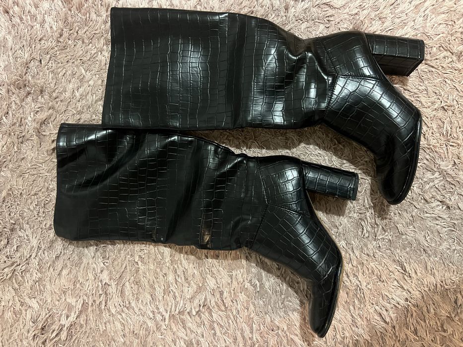 Дамски ботуши номер 39