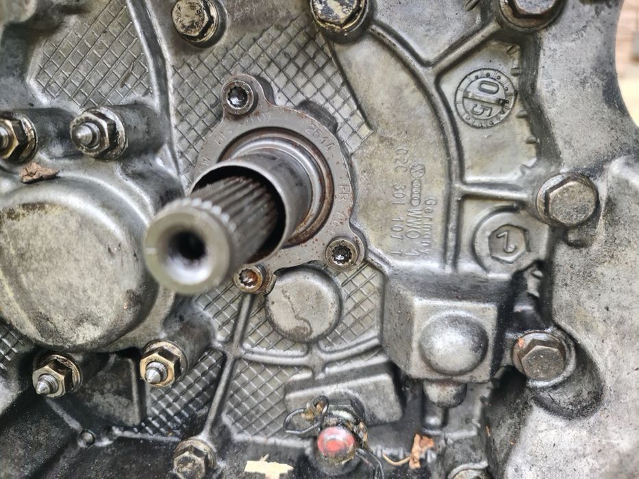 Части за пасат 6  4×4  бензин 2.0  150 коня