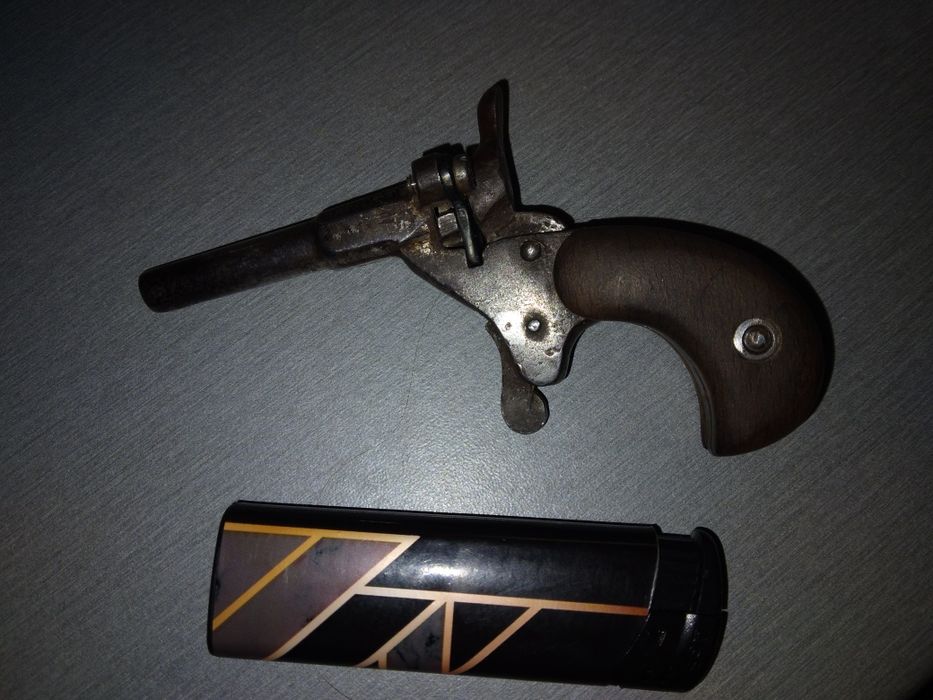 Пищов пистолет Монте Кристо