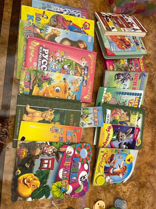 Болалпр учун китоблар ва мульт дисклар