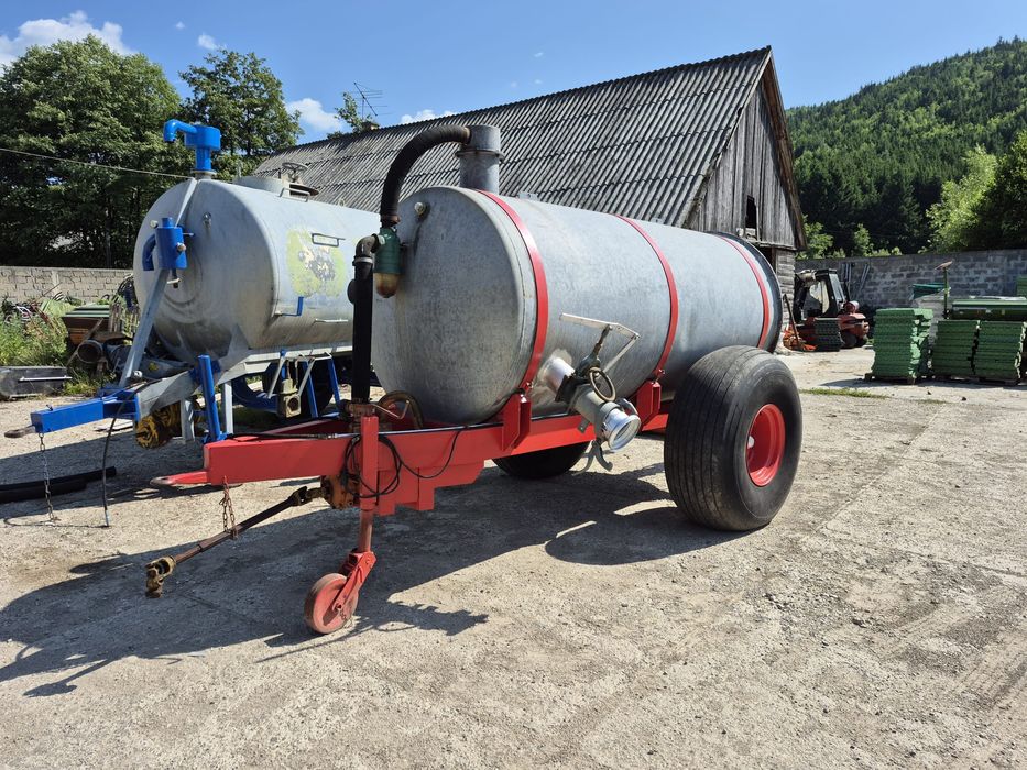 Vidanja Galvanizata 3000 L,pompa vacum. Recent adusa din Germania.