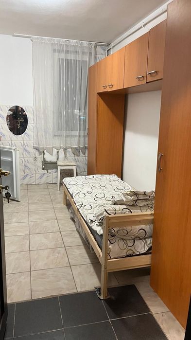 Vând garsonieră 1 cameră