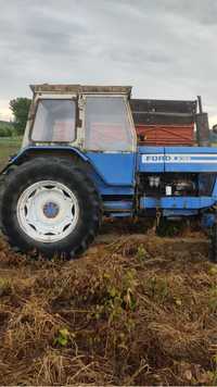 Dezmembrez Tractor Ford 8100