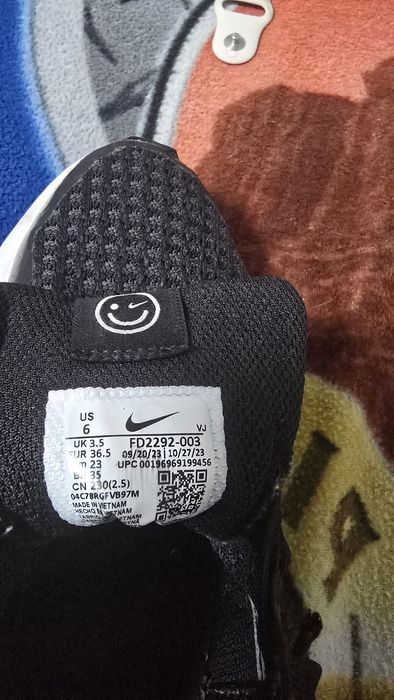 Маратонки    Nike