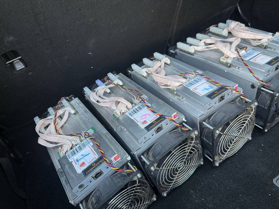 Miner bitcoin dragonmint T1 5 bucati oferta