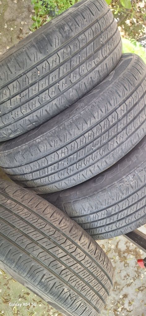 Шины 185/65 R 14.