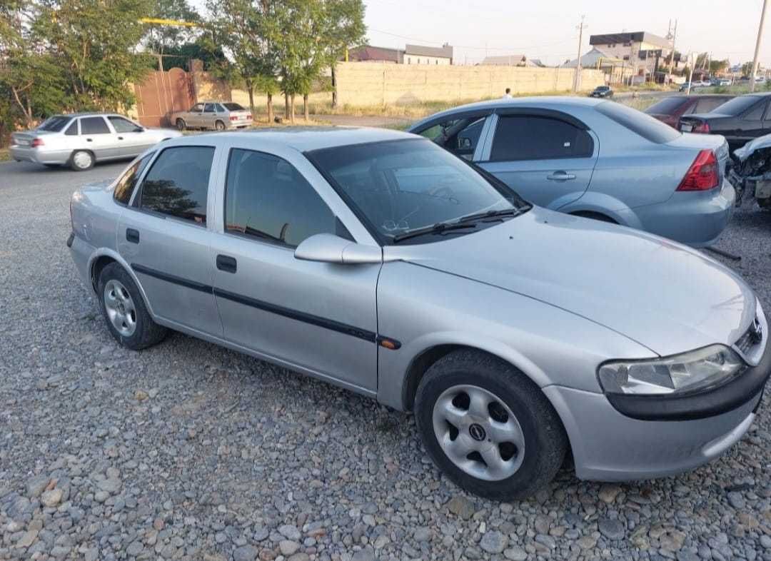 Opel Vectra B продам