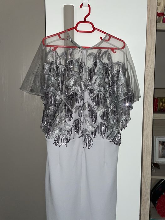 Rochie elegantă argintie