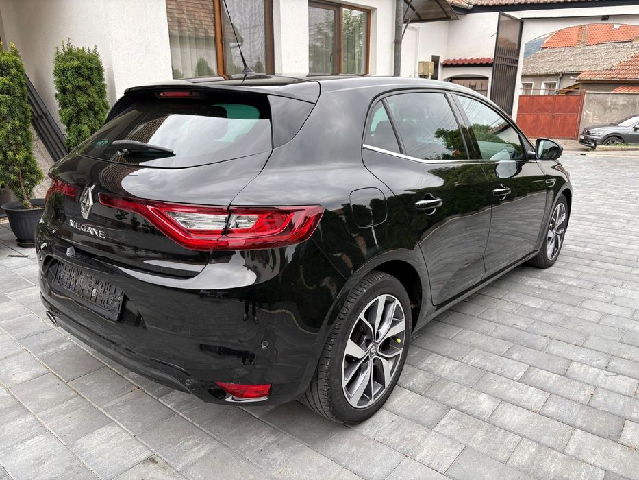 Renault Megane Renault Megane IV 1.6 dci 130 cai BOSE edition