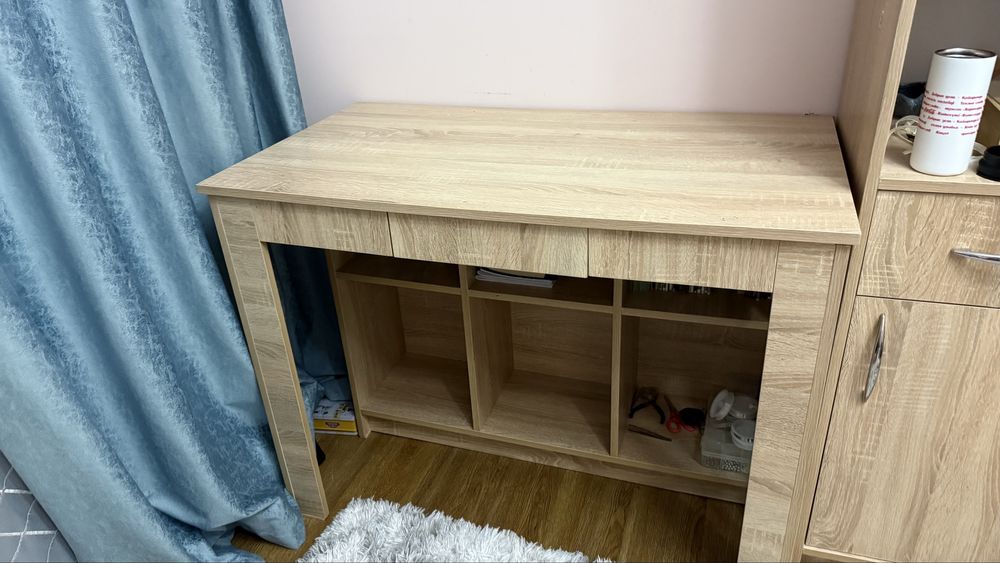 Продам комплект мебели