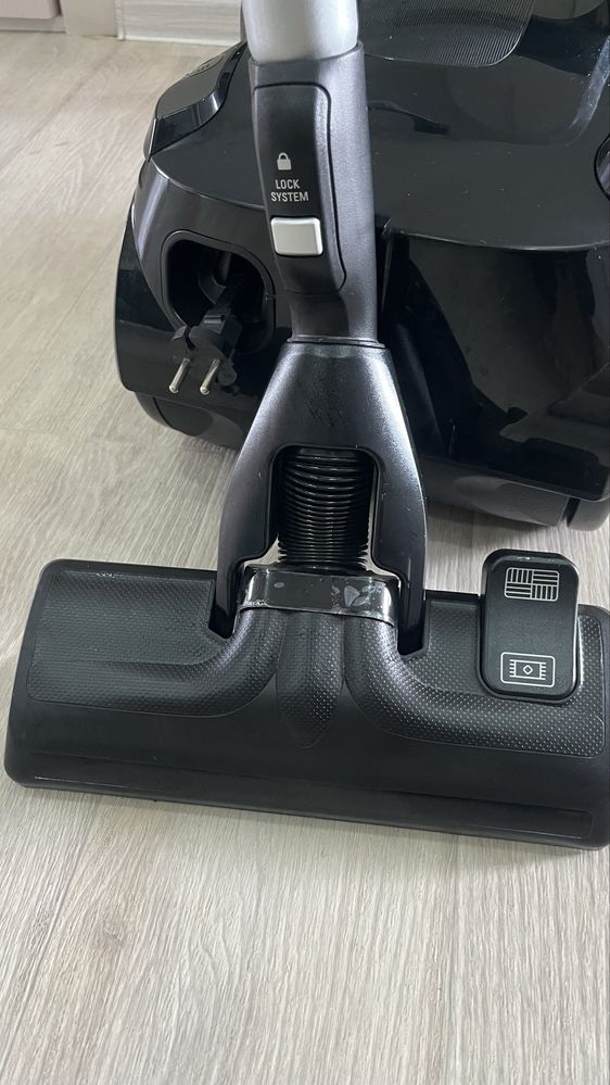 Продам Пылесос Tefal