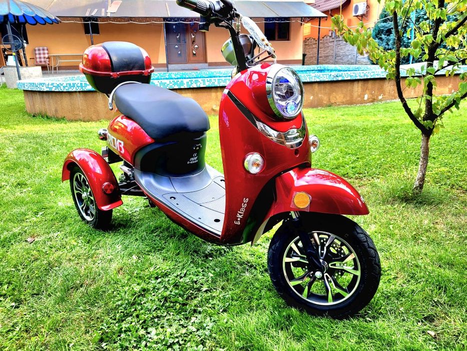 Scuter electric nou