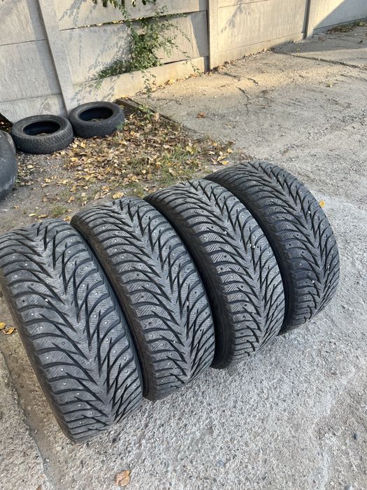 Резина зимняя комплект 18’’