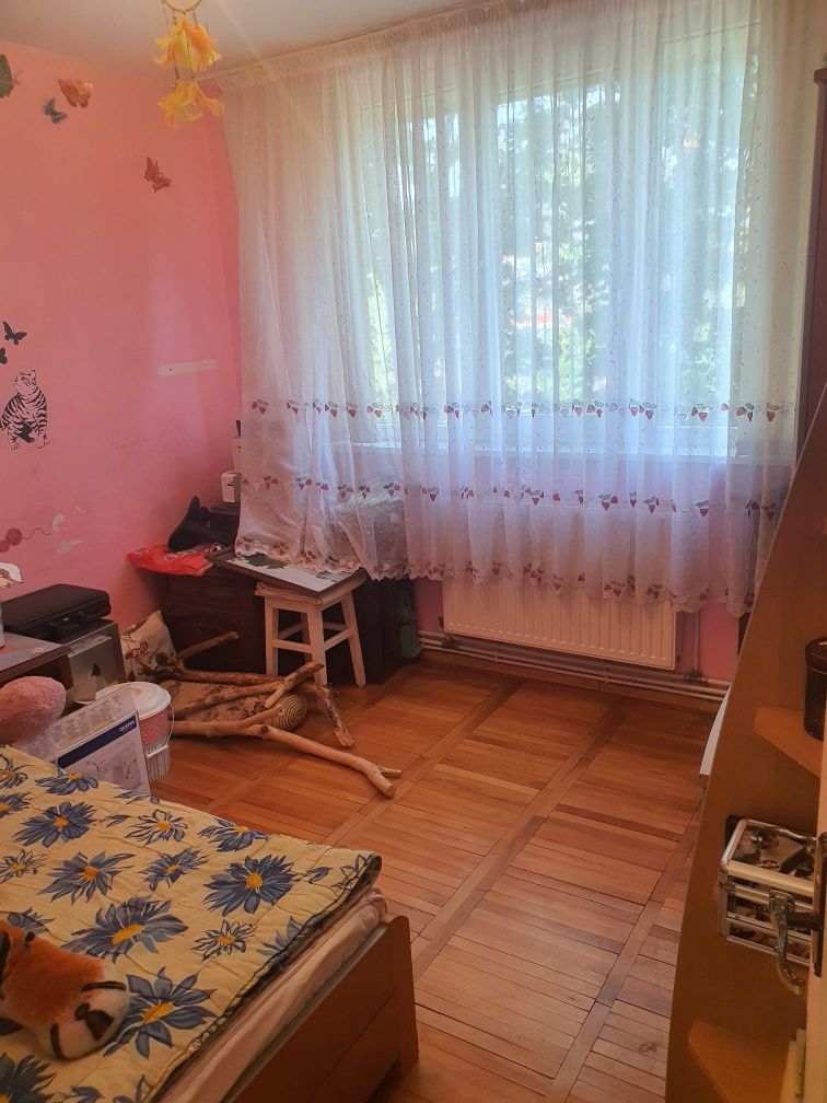 V4ctiglina2 etaj2 2balcoane