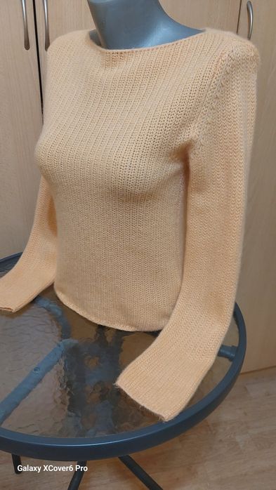 Пуловер. 100% кашмир размер S/XS