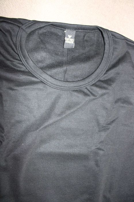 Нов мъжки комплект термобельо на Emporio Armani.