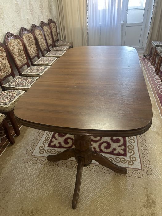 Продам стол   Вместе стульями 15 штук