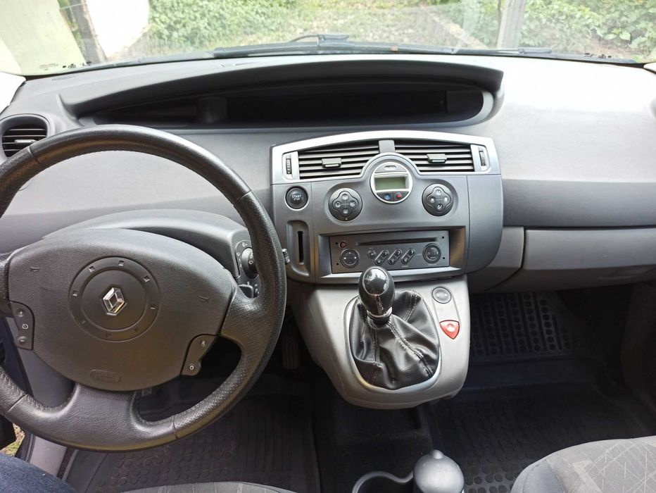 Рено Сценик 2006 2.0 16V бензин