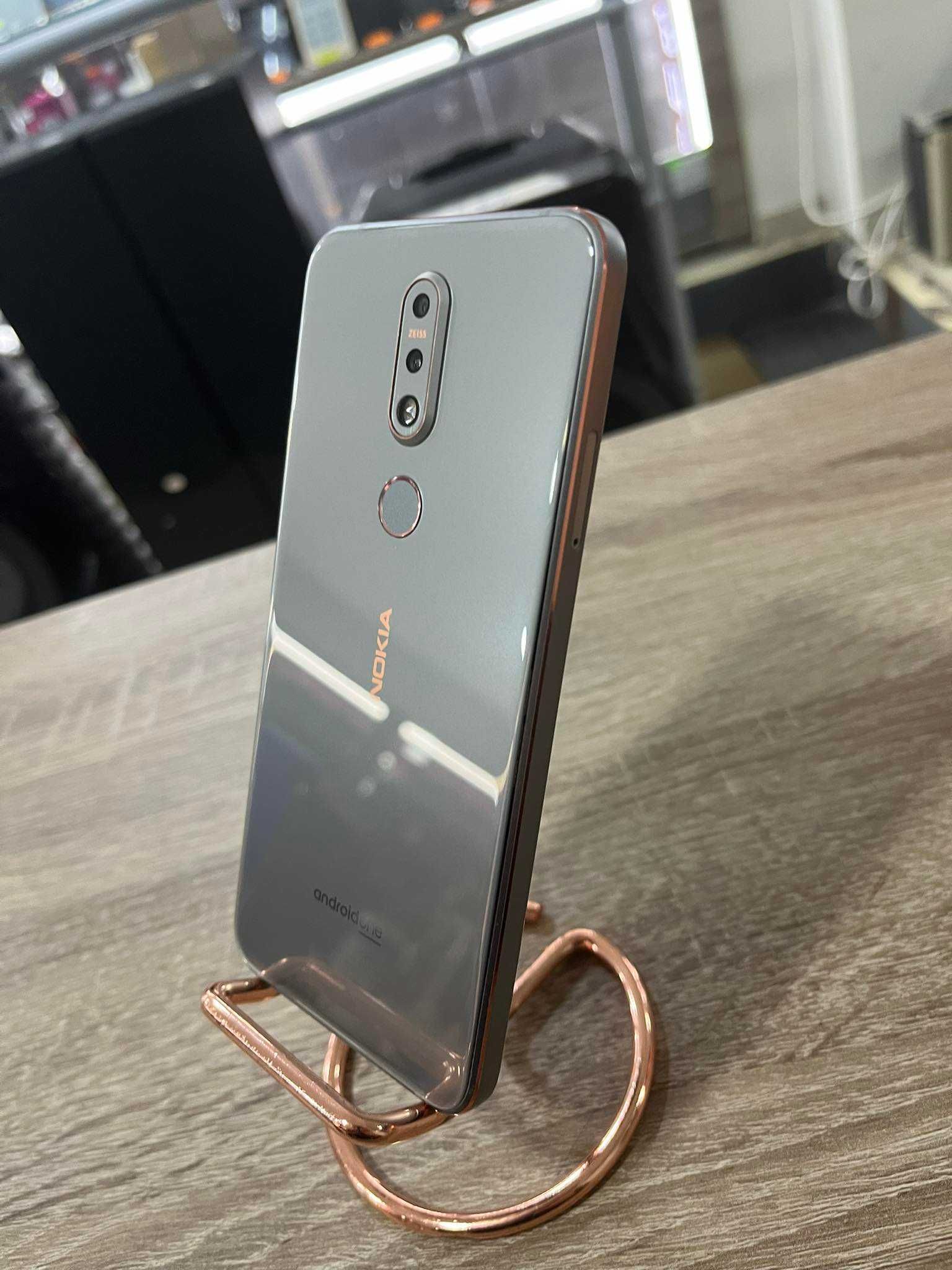 Продавам Телефон Nokia 7.1 32GB Silver