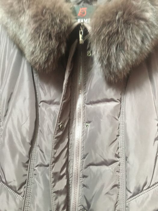 Зимний теплый пуховик