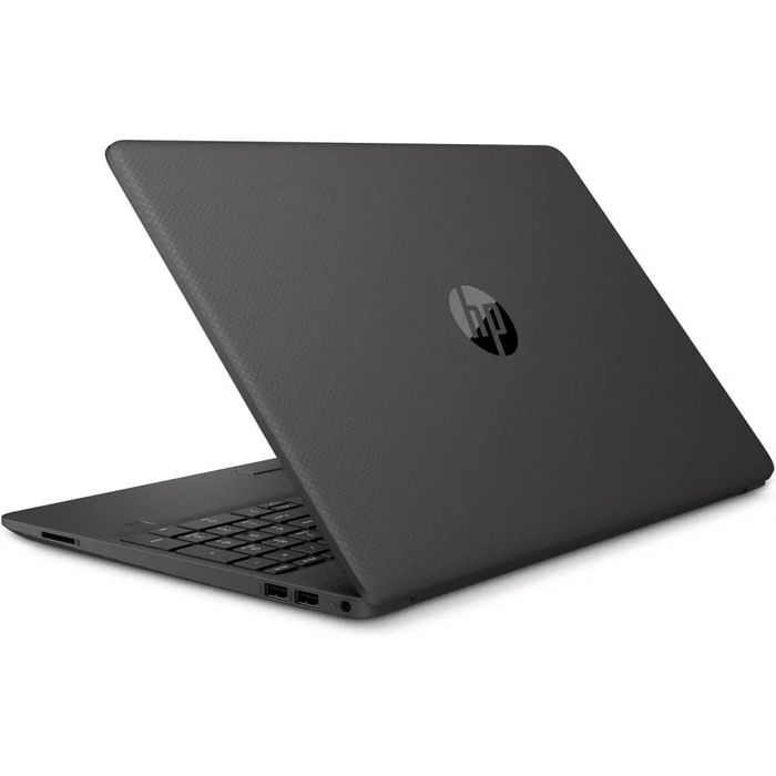 Hp R7-5825U 16/1tb 15.6 FHD